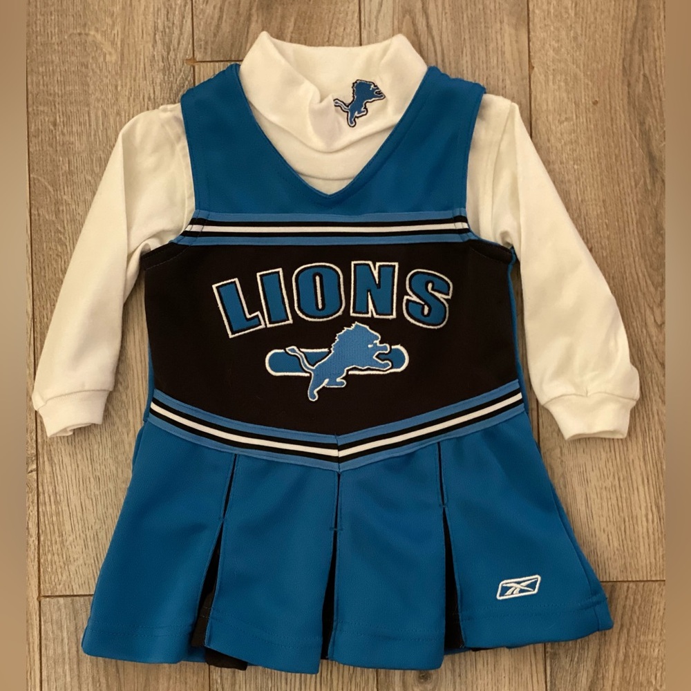 Infant Detroit Lions cheerleader outfit 
Hi size 12 months